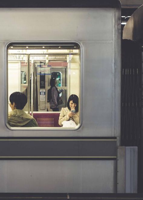 Daily Life Reference Photo, Photography Daily Life, People On A Train, Daily Life Photography, Daily Life Aesthetic, Internet Image, Look At This Photograph, Daily Photography, Tokyo Photography