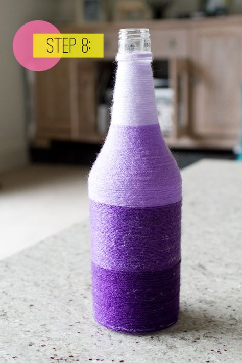 Yarn Bottle Crafts, Lego Recipes, Yarn Bottles, Recipes Cheesecake, Bottle Decorations, Bling Bottles, Cheesecake Brownie, Wine Bottle Vases, Purple Vase