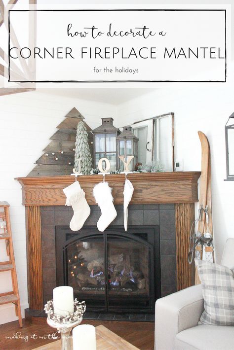 Corner fireplaces are notoriously hard to decorate - they tend to look awkward or empty and it can be so difficult to find symmetry with that deep angle at the back. I can't wait to show you how simple it can be to create a beautifully styled corner fireplace mantel that looks full and put together for the holidays! Corner Fireplace Mantel, Corner Mantle, Decorate Fireplace, Corner Fireplace Mantels, Decorate A Corner, Corner Fireplace Decor, Corner Fireplaces, Design Camino, Corner Gas Fireplace