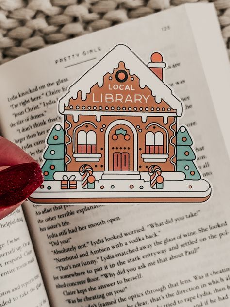 "Gingerbread Library Bookish Sticker / Kindle sticker / Bookish sticker / Christmas book sticker / Christmas sticker / Booktok [ Details ] One handcrafted sticker printed on water resistant high quality matte vinyl.   *Laminate overlay option provides a durable water-resistant finish.  *The complete matte with no laminate overlay option is not as strong of a water-resistant finish. Please clean any surface before applying sticker. If applying to tumbler or cup, I recommend hand washing to ensure longevity. These are perfect for decorating and personalizing kindles, water bottles, cars, laptops, phone cases, journals, etc. [ Sizing ] Approximately 3\" Shoot me a message if you'd like a custom size! [ Note ] Coloring may vary slightly depending on your viewing device. *Connect with me on Ins Christmas Bookish Stickers, Christmas Book Stickers, Gingerbread Library, Bookish Christmas, Book Stickers, Merry Christmas Yall, Sticker Christmas, Kindle Case, Christmas Book