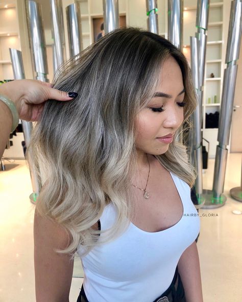 Asian blonde balayage.  Took 2 sessions from box dye! Asian Blonde Balayage, Asian Blonde, Balayage Asian Hair, Blonde Asian Hair, Asian Balayage, Platinum Blonde Balayage, Box Dye, Blonde Hair Makeup, Blonde Asian