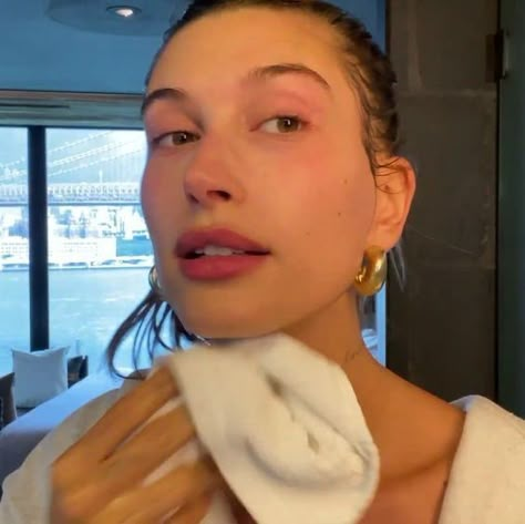 Vogue Beauty Secrets, Vogue Beauty, Grooming Tips, Beauty Supplies, Healthy Girl, Healthy Lifestyle Inspiration, Hailey Bieber, Just Girl Things, Feminine Energy