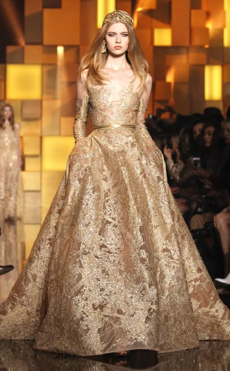 Elie Saab from Best Looks from Paris Haute Couture Fashion Week Fall 2015 Ellie Saab, Paris Haute Couture, Dreamy Dress, Zuhair Murad, Couture Gowns, Gorgeous Gowns, 가을 패션, Fall 2015, Fashion Mode