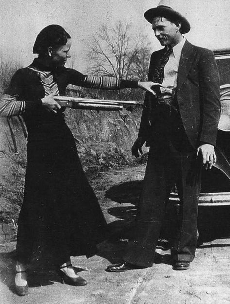 60 s | Search Results | Painted Wolf | Page 9 Bonnie Costume, Bonnie And Clyde Musical, Bonnie And Clyde Photos, Clyde Barrow, Colorized Historical Photos, Bonnie Parker, Bonnie And Clyde, Bonnie Clyde, Bonnie N Clyde