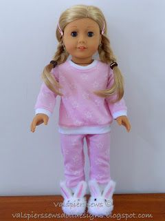 Doll Clothes Patterns by Valspierssews: How To Make Ski Pyjamas for your American Girl Doll My Life Doll Clothes, American Girl Clothes Patterns, American Girl Outfits, How To Make Doll, Journey Girl Dolls, Make Doll, Girls Clothes Patterns, American Girl Doll Diy, American Girl Patterns