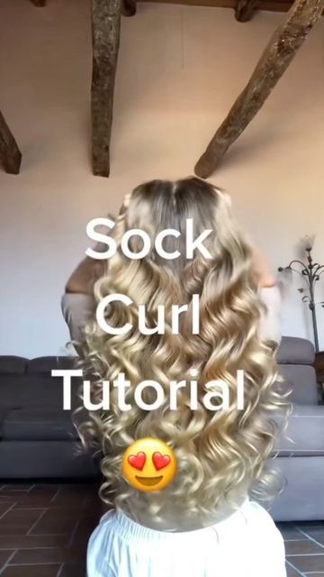 Quick Way To Curl Long Hair, Heatless Curls Dry Hair, How To Sock Curls, Socks To Curl Hair, Overnight Sock Curls Tutorial, How To Get Your Hair Curly Overnight, Curly Hair With Socks Tutorial, How To Do The Sock Curl Trend, Curl Hair With A Sock