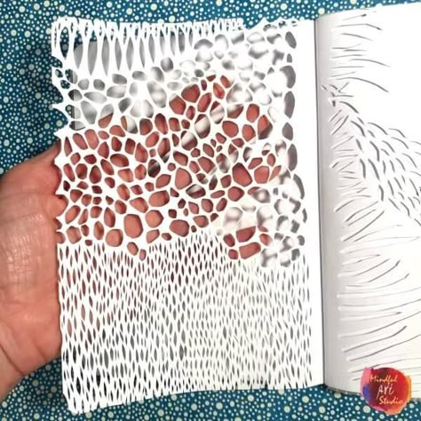 Experimental Drawing Sketchbook Pages, Exacto Knife Art, Experimental Art Ideas, Drawing Art Projects, Project Journal, Art With Paper, Art Book Ideas, Makeup Zombie, Creative Art Projects