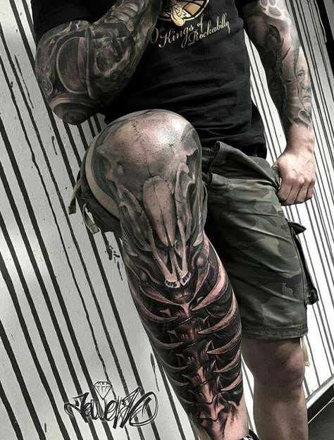 Armour Tattoo, Biomech Tattoo, Tato 3d, Tatoo 3d, Armor Tattoo, Skull Sleeve Tattoos, Biomechanical Tattoo, Leg Tattoo Men, Leg Sleeve Tattoo