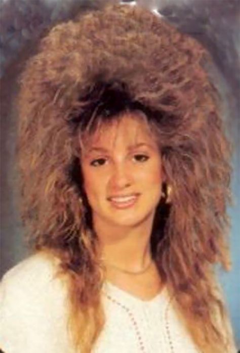 Splendid Vintage Snaps Of Young Girls With Very Big Hair In The 1980s Country Hairstyles, 80s Big Hair, 80’s Hair, 80s Hairstyles, 80's Hairstyle, Jheri Curl, Francesco Scavullo, 1980s Hair, 1980s Nostalgia