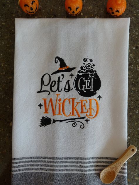 Housewarming Gift Basket, Spooky Halloween Decor, Tea Towels Diy, Housewarming Gift Baskets, Funny Tea Towels, Diy Towels, Spooky Halloween Decorations, Kitchen Dish Towel, Towel Colors