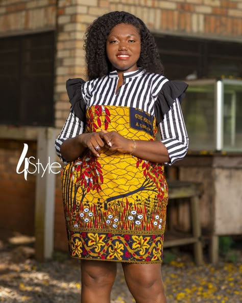 Ankara Short Gowns Classy, Ankara Peplum Dress, Short Gowns Classy, Free Gown, Peplum Ankara, Ankara Short Gowns, Fashion Work Outfit, Ankara Short, African Blouses