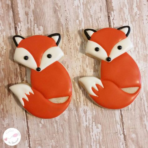 Sweet Fox sisters | Cookie Connection Sweetambs Cookies, Fox Birthday, Cookie Connection, Sugar Cookie Designs, Fox Cookies, Fancy Cookies, Cookie Frosting, Creative Cookies, Animal Cookies