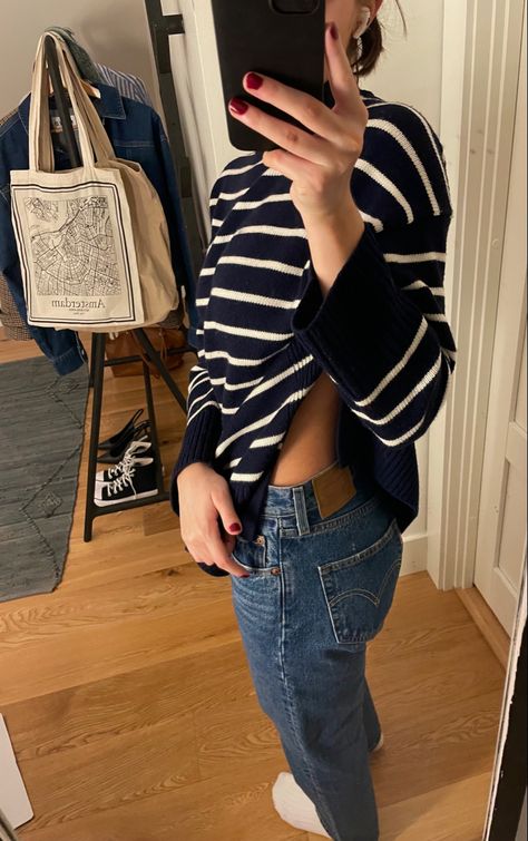 Navy Blue Striped Sweater Outfit, Navy Striped Sweater Outfit, Navy Knit Sweater, Striped Sweater Outfit, Teacher Fits, Sweater Outfits Fall, College Fits, Dream Aesthetic, Stockholm Style