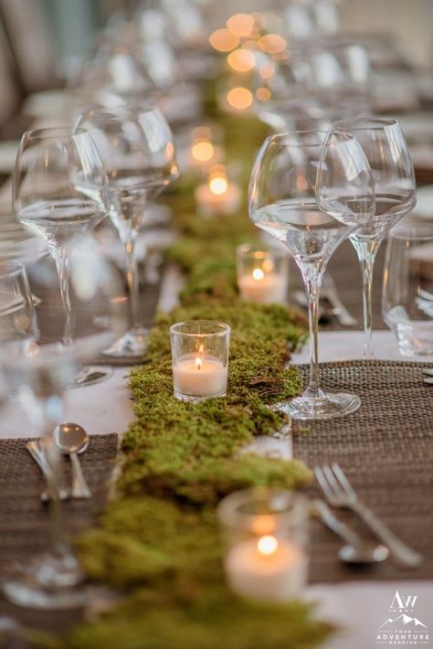 Moss Wedding Ceremony, Long Table Centerpieces Moss, Moss On Wedding Table, Moss Party Decor, Spanish Moss Table Decor, Moss Wedding Arch, Iceland Wedding Reception, Wedding Moss Decor, Moss Table Scape