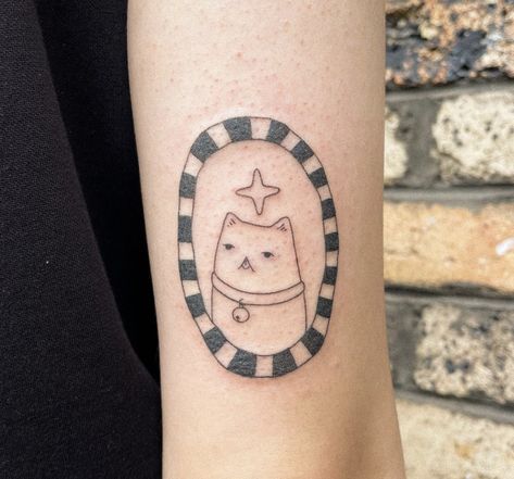 Ignorant Cat Tattoo, Silly Tattoos, Most Beautiful Tattoos, Ignorant Tattoos, Jewish Cemetery, Love Yourself Tattoo, Weird Tattoos, Spine Tattoos, Tattoo Flash Art