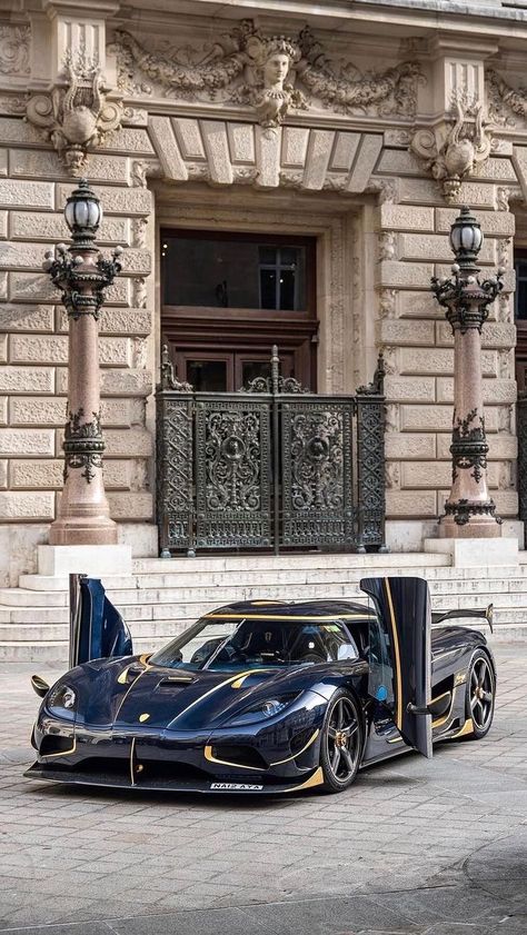 Fastest Car In The World, Agera Rs, Pagani Huayra Bc, Fastest Car, Koenigsegg Agera, Fancy Cars, Dream Garage, Koenigsegg, Car Photography