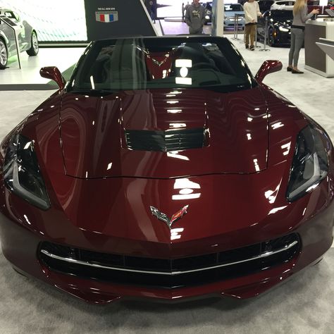 Corvette Stingray Corvette Stingray Aesthetic, Black Stingray Corvette, Old Corvette Stingray, Corvette Stingray Black, Old Corvette Aesthetic, Trip To Canada, Red Cars, Car Owner, Red Corvette