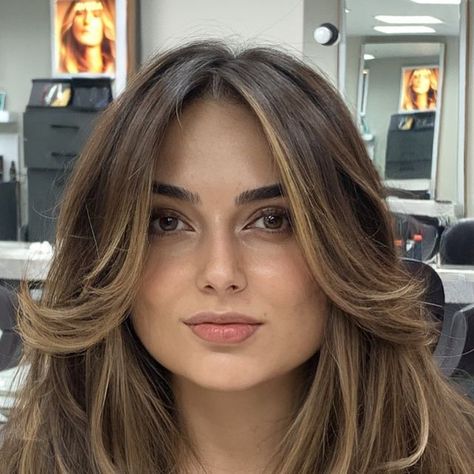 Ahmet tunbul on Instagram: "#ombre #hair #sombre" 2024 Ombre Hair, Soft Ombre Hair, Kendall Jenner Ombre Hair, Soft Ombre, Hair 2024, Hair Natural, Ombre Hair, Natural Hair Styles, Hair Cuts