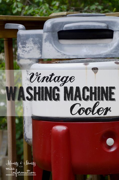 Turning A Vintage Washing Machine Into an outdoor Cooler for drinks, it's fun for backyard bbq's and parties Wringer Washer Repurpose, Old Wringer Washer Ideas, Antique Washing Machine, Vintage Washing Machine, Wringer Washer, Old Washing Machine, Red Spray Paint, Outdoor Cooler, Drink Cooler