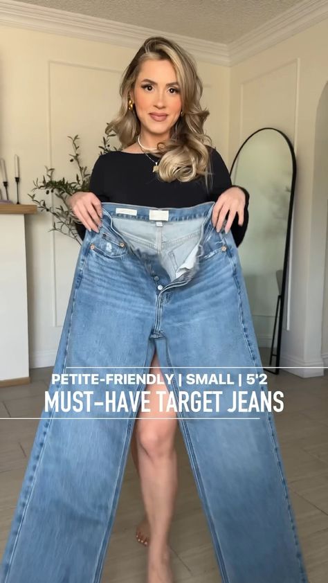 Baggy Jeans Plus Size Outfit, Target Must Haves, Target Jeans, Baggy Jeans Outfit, Old Outfits, 90s Baggy, Jeans Outfit, Baggy Jeans, Jean Outfits