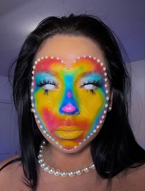 Creative Makeup Looks Full Face, Cool Makeup Looks Creative Full Face, Creative Makeup Looks Colorful, Crazy Makeup Looks Creative, Makeup Looks Crazy, Artistic Makeup Creative, Artistic Makeup Ideas, Sfx Ideas, Holiday Eyeshadow