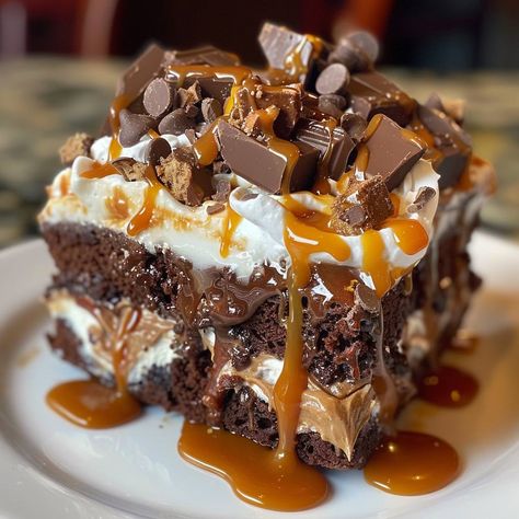 🍫🍰 Dive into this rich, caramel indulgence! #SnickersPokeCake #ChocolateLovers 🍽️ Snickers Poke Cake 🛒 Ingredients: Cake: 1 box chocolate cake mix 1 cup water 1/2 cup oil 3 eggs Filling: 1 can sweetened condensed milk 1/2 cup caramel sauce Topping: 1 cup whipped topping 1 cup chopped Snickers bars 1/2 cup chocolate chips 1/2 cup caramel sauce 👩‍🍳 Instructions: Prepare Cake: Mix cake mix, water, oil, and eggs as per package instructions. Bake in a 9x13" pan at 350°F for 30 minutes. Poke & ... Snickers Filling For Cake, Snickers Chocolate Cake, Carmel Poke Cakes, Snickers Cake Design, Snickers Poke Cake, Chocolate Caramel Poke Cake, Box Chocolate, Twisted Recipes, Snickers Bar