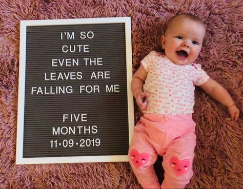 Milestone baby letter board- five months Letter Board Ideas, 5 Month Baby, Baby Milestones Pictures, Monthly Baby Pictures, Monthly Pictures, Baby Milestone Photos, Monthly Baby Photos, Milestone Pictures, Baby Photoshoot Boy