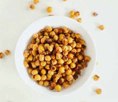 Lemon Roasted Chickpeas, Chickpea Recipes, Healthier Eating, Vegan Meal Prep, Vegan Meal, Roasted Chickpeas, Recipe From Scratch, Canned Chickpeas, Cleaning Dishes