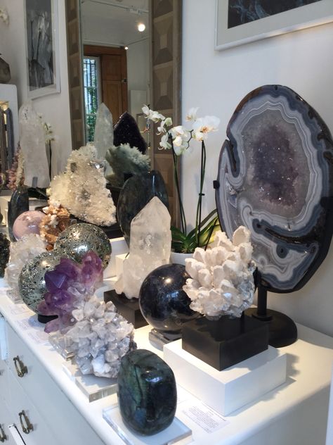 Paradise in the heart of London ✨ #crystals #Interiors Crystal Decor Aesthetic, Large Crystal Display, Large Crystals Decor, Crystal Setup, Statement Crystals, Huge Crystals In Home, Big Crystals, Crystal Alter, Giant Crystal