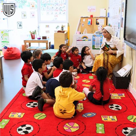 Tiny teachers, big impact! KG 2 students stepping into the role of educators, guiding and giving valuable feedback with their adorable charm and enthusiasm. 📚✨ #Visdubai #FutureLeaders #LearningTogether #kindergarten #Kindergartenteacher #dubaisiliconoasis #Kindergartenteacher #Dubai International School, Kindergarten Teachers, May 7, Kindergarten, Dubai, Education, Quick Saves