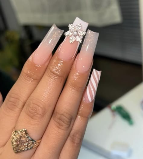 #winter #holiday #longnails #winternails #snowflake #pinknails #glitternails Snowflake Charm Nails, Winter Blue Snowflake Nails, Winter Nails With Charms, Sweet 16 Winter Wonderland, Sweet 16 Nails, Sweet 16 Winter, Quinceanera Theme, Bday Nails, Bling Things