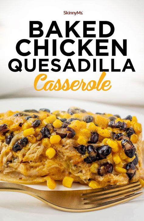 Classic chicken quesadillas get a spicy twist with cumin and chili powder. Meanwhile, preparing this dish as a casserole makes for easy prep and a perfect weeknight meal. #skinnycasseroles #skinnyweeknightmeals Chicken Quesadilla Casserole, Baked Chicken Quesadilla, Quesadilla Casserole, Chicken Baked, Healthy Mexican, Healthy Casseroles, Dinner Chicken, Chicken Quesadillas, Low Carb Recipes Dessert