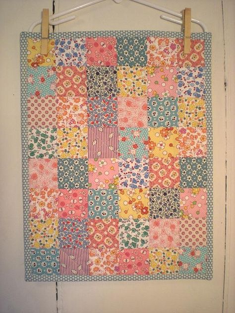 Feedsack Quilt, Big Block Quilts, Cute Quilts, Quilt Labels, Miniature Quilts, Doll Quilt, Girls Quilts, Patch Quilt, Scrappy Quilts