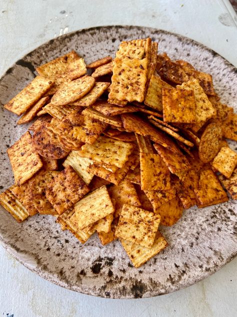 Laurie’s Spicy Crackers Spicy Crackers, Club Crackers, Wheat Thins, Chicken And Biscuits, Tabasco Sauce, Loving Heart, Party Food Appetizers, Baking Sheets, Baptist Church