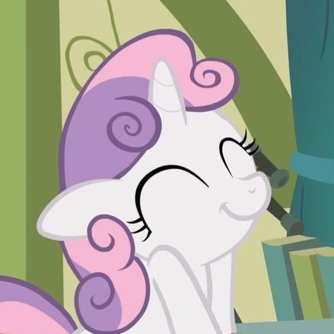 Mlp Sweetie Belle, Sweetie Belle Mlp, Mlp Horror, Mlp Pfps, Winky Face, Easy Yarn Crafts, Sweetie Belle, Cute Ponies, My Lil Pony