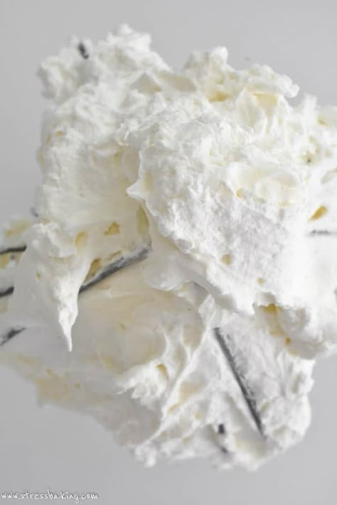 This stabilized whipped cream is my all-time favorite, and it can be ready in 15 minutes! It's light and airy - perfect to top cupcakes or ice cream, dip fruit in, or just eat by the spoonful. Easy Whipped Cream Recipe, Whipped Cream Recipes, Perfect Whipped Cream, Mascarpone Whipped Cream, Mascarpone Frosting, Stabilized Whipped Cream, Cream Dip, Recipes With Whipping Cream, Icing Recipes