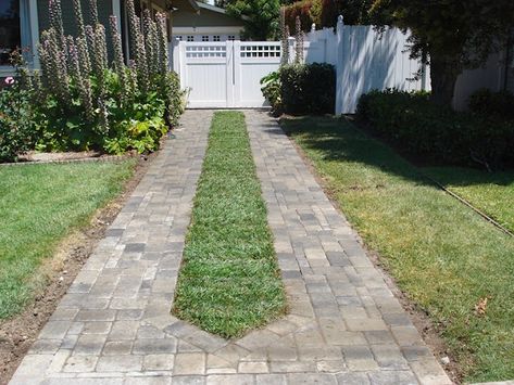 Ribbon Driveway, Grass Driveway, Modern Driveway, Driveway Paving, Urban Heat Island, Patio Pavers, Driveway Design, Driveway Landscaping, Paver Driveway