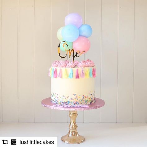 1birthday Cake Girl, 1 Year Baby Girl Birthday Cake, Simple 1st Birthday Cake, Simple First Birthday Cake, Simple Rainbow Cake, Rainbow 1st Birthday Cake, Girls First Birthday Cake