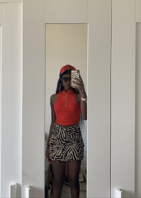 Pencil Skirt Outfits, Skirt Outfits, Pencil Skirt, Crop Tops, Quick Saves