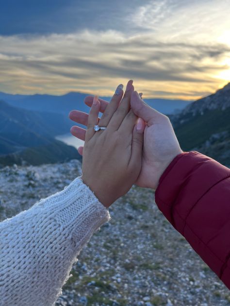 I received my engagement ring from my love this Saturday on a beautiful sunset and mountain view. I couldn’t be more happy and surprised! #engagement #engagementring #engagementphotos #engaged #mylove #love #mountains #sunset #sunsetphotography #baby #ring #ringsjewelry Engagement Mountain Photos, Mountain Engagement Ring, Mountains Engagement Photos, Engagement Proposals, Love Mountains, Sunrise Mountain, Mountains Sunset, Baby Ring, Photo Ring