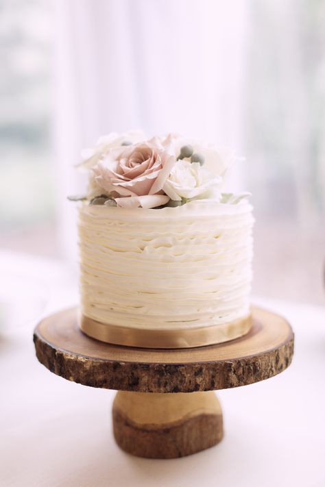 Blush Cake, Blush Wedding Cakes, Wedding Cake Ombre, Small Wedding Cakes, Ombre Cake, Amazing Wedding Cakes, Wedding Cake Rustic, Simple Wedding Cake, Cake Trends