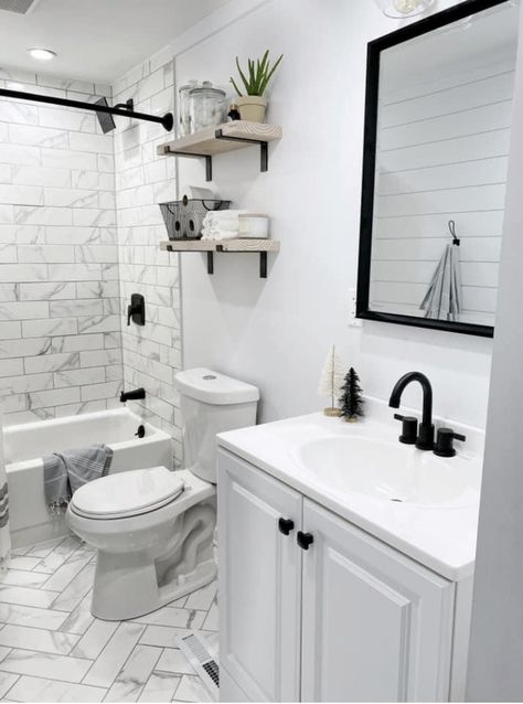 Small Full Bathroom, Full Bathroom Remodel, Restroom Decor, Small Bathroom Makeover, Bathroom Redesign, Bathroom Remodel Designs, Bathroom Remodel Shower, Bathroom Inspiration Decor, Small Bathroom Ideas