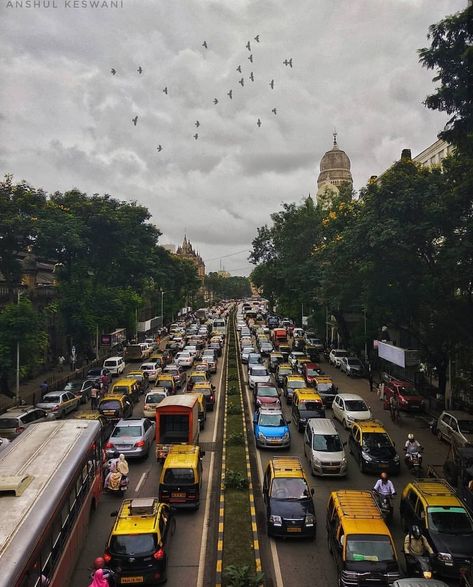 #mumbai #streets #clouds Via @streets.of.mumbai Mumbai Street, City Streets Photography, Street Image, Mumbai City, Structure Architecture, Beautiful Sites, Travel Outdoors, Hill Station, Mumbai India