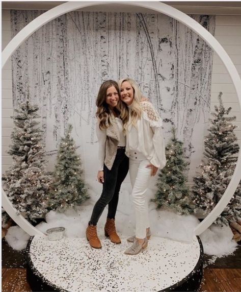 Winter Wonderland Selfie Station, Work Christmas Party Photo Booth, Winter Props For Photos, Winter Wonderland Photo Booth Diy, Pink Winter Wonderland Backdrop, Winter Wonderland Vendor Booth, Diy Giant Snow Globe Photo Booth, Winterfest Party Ideas, Snowball Christmas Decor