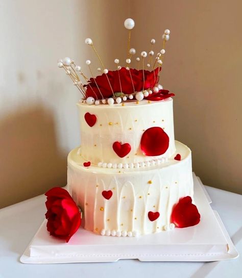 Velvet Cake Design, Red Velvet Cake Design, Anniversary Cake Designs, Birthday Cake Flavors, Wedding Anniversary Cakes, Rainbow Birthday Cake, Cake Decorating For Beginners, Birthday Cake With Flowers, Beautiful Cake Designs