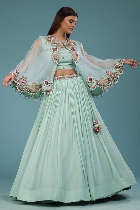 #designerlehenga #latestlehenga #lehengadesign #designerbridallehenga #designerpartywearlehenga #buydesignerlehenga #shopdesignerlehenga Sleeveless Silk Blouse, Pastel Mint Green, Pageant Wear, Trendy Outfits Indian, Georgette Lehenga, Desi Wedding Dresses, Resham Work, Lehnga Dress, Traditional Indian Dress