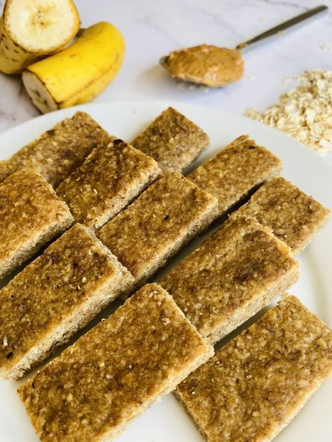 3 Ingredient Sugarproof Banana Bars - SugarProof Banana Granola Bars, Soft Granola, Banana Pecan Bread, Chocolate Chip Granola Bars, Banana Snacks, Banana Treats, Banana Bars, Kids Lunches, Soft Bakes