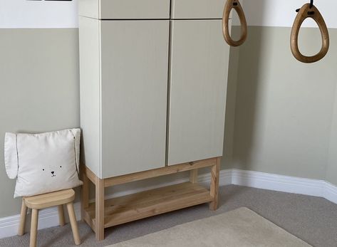 Ivar Ikea Hack, Closet On A Budget, Ikea Ivar Hack, Ikea Hack Kids, Ikea Ivar Cabinet, Minimalist Storage, Painting Ikea Furniture, Ikea Kids Room, Beach House Furniture