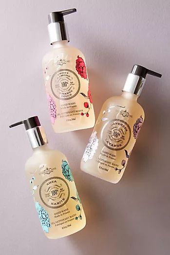 Skincare Packaging Design, Cosmetic Labels Design, Soap Packaging Design, Shampoo Packaging, Soap Liquid, Cosmetic Packaging Design, Skincare Packaging, Soap Labels, Homemade Bath Products