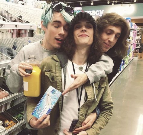 underscoregeoff started following you ---- a story in which awsten is… #fanfiction #Fanfiction #amreading #books #wattpad Otto Wood, Waterparks Band, Emo Phase, Water People, Awsten Knight, Water Parks, Band Stuff, Pregnancy Test, Emo Bands